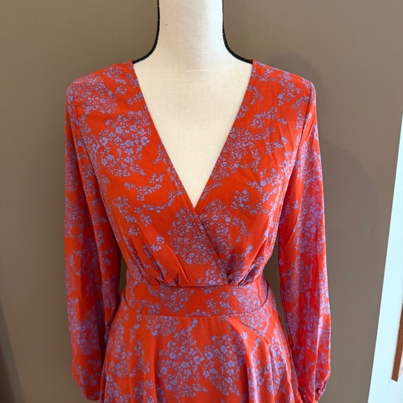 NWT Dokotoo Women's Bohemian Floral Flowy Dress, V- Neck, Size Medium - Picture 2 of 15